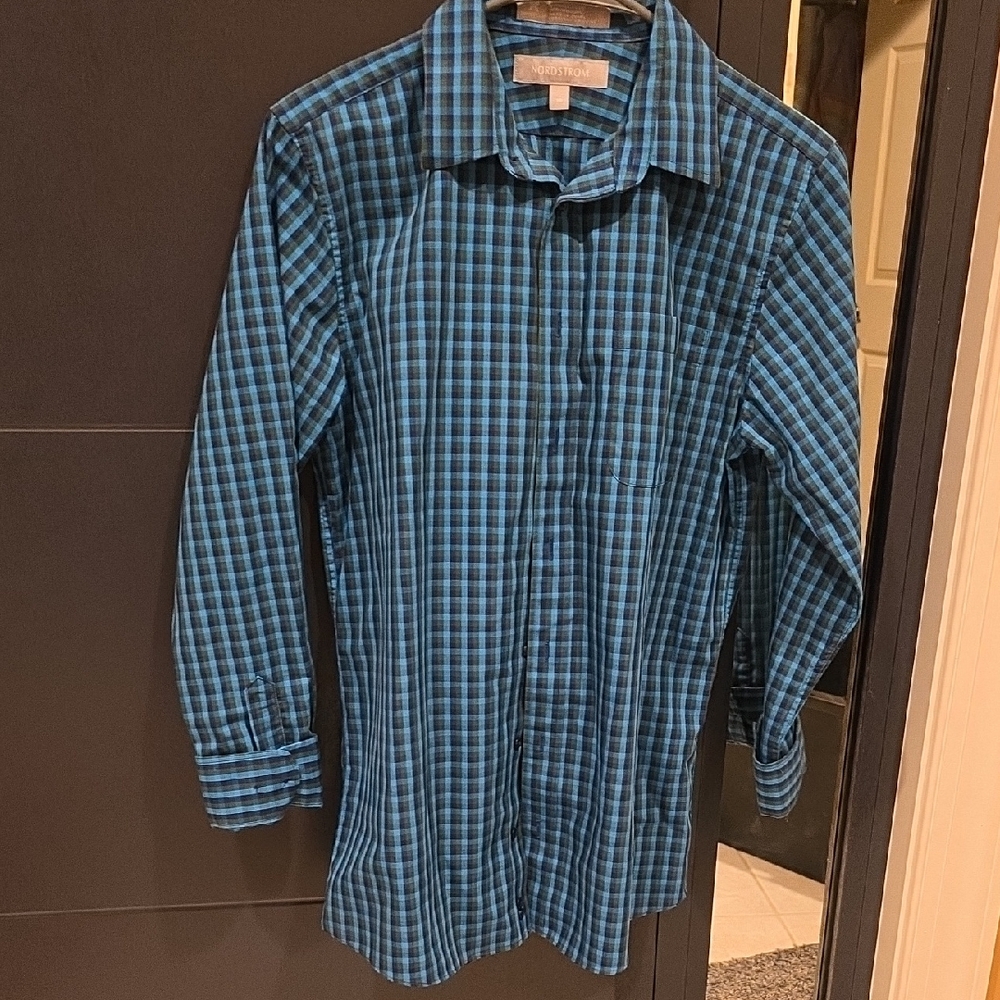 Nordstrom Men's Black and Blue Plaid Shirt
